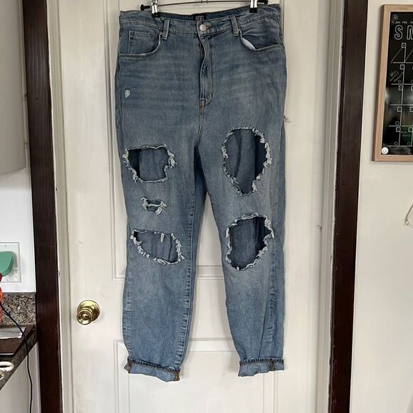 BDG mom high rise ripped Jeans - Picture 1 of 4